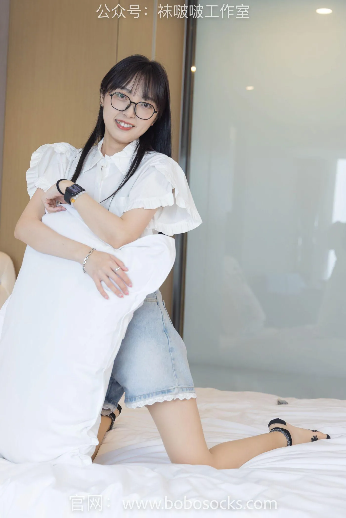 [BoBoSocks袜啵啵]NO.097 稚予-板鞋、玻璃丝短袜、肉丝 [140P]插图6